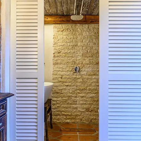 Cont Inchis Goli Apartment Brasov