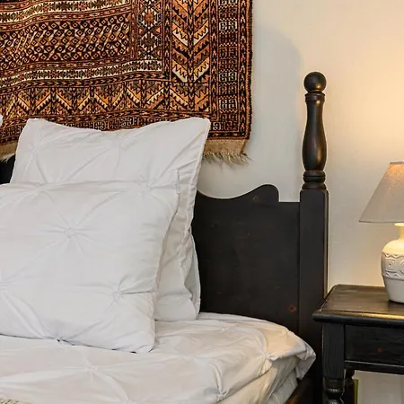 Apartment Cont Inchis Goli Brasov